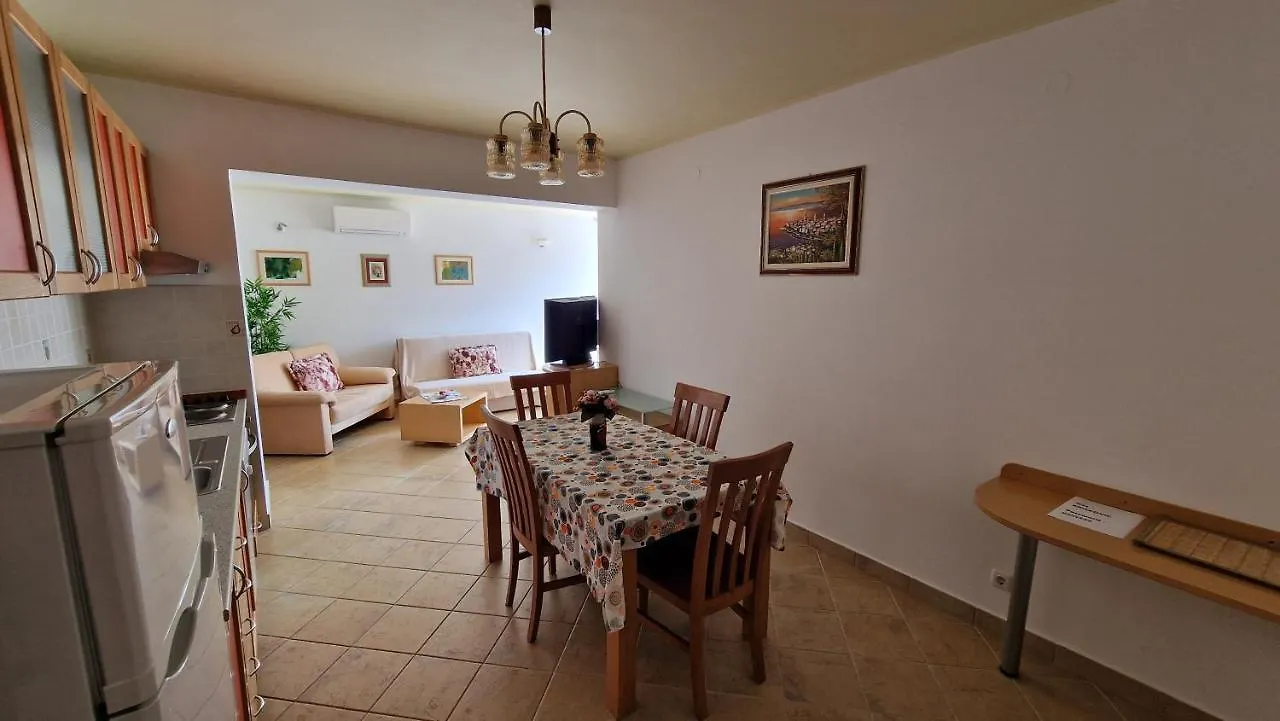 Haus Anica Apartment Rab Town